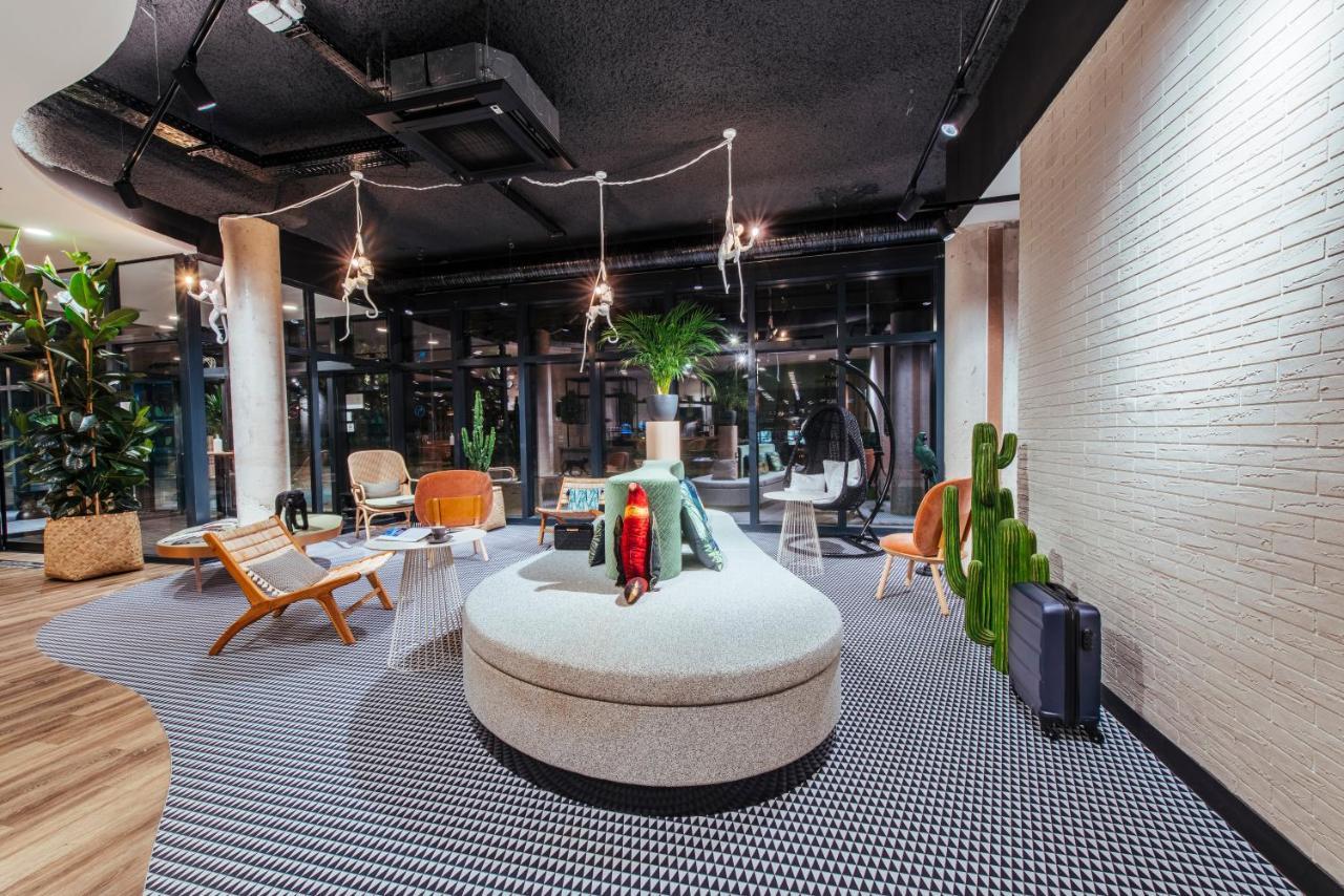 Ibis Styles Rouen Centre Rive Gauche Hotel Buitenkant foto